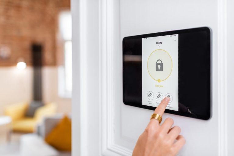 10 Easy Home Security Tips to Protect Your Family and Property